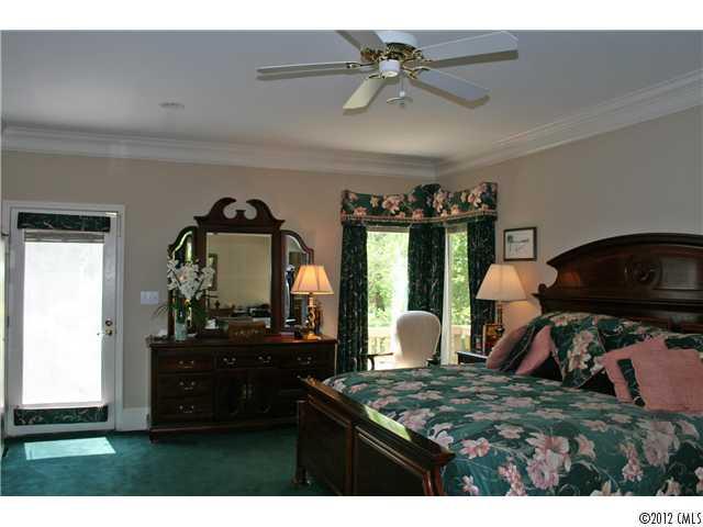 2082 Chameleon Road York, SC 29745 - Photo 10 of 16 Gallery Image 10