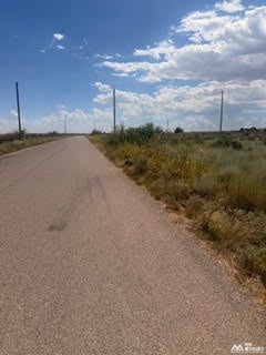 8129 Tovar Road Carlsbad, NM 88220 - Photo 3 of 7 Gallery Image 3