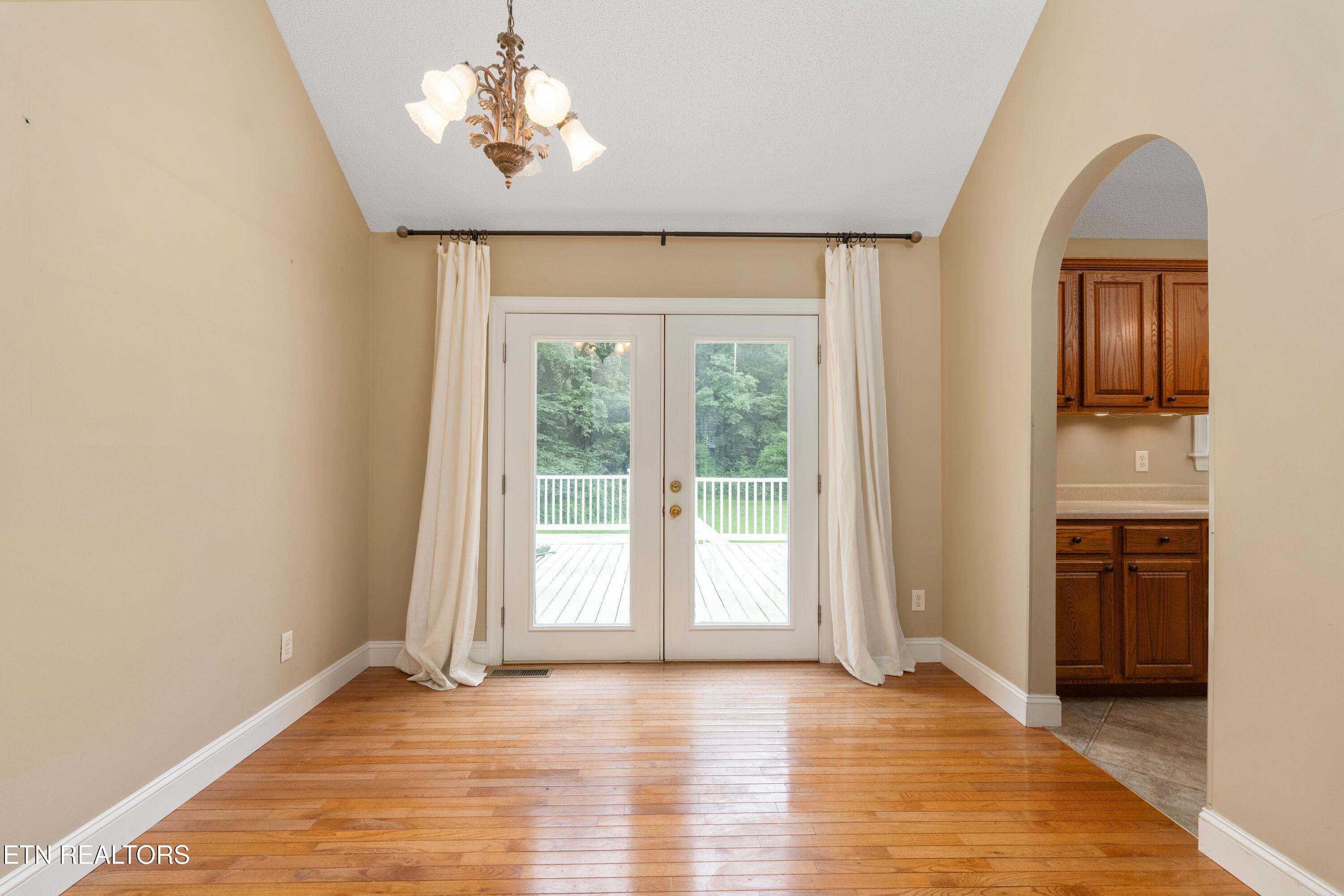 190 Walnut Grove Road Greeneville, TN 37743 - Photo 19 of 34 19