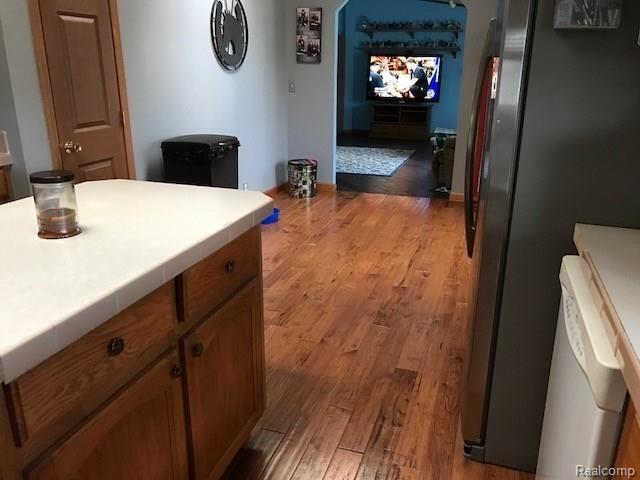 9050 North Center Road Clio, MI 48420 - Photo 35 of 74 center16.jpg