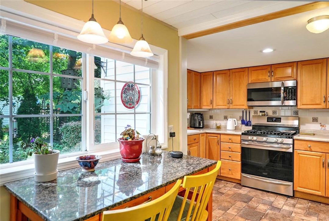 600 Cole Farm Road Warwick, RI 02889 - Photo 20 of 42