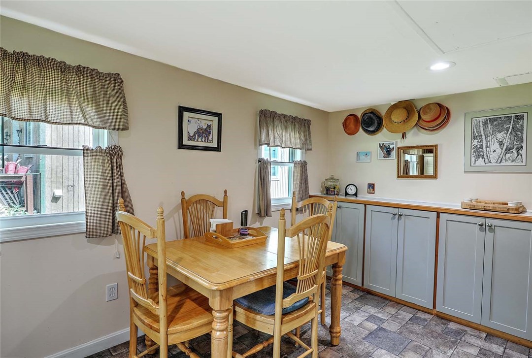 600 Cole Farm Road Warwick, RI 02889 - Photo 26 of 42