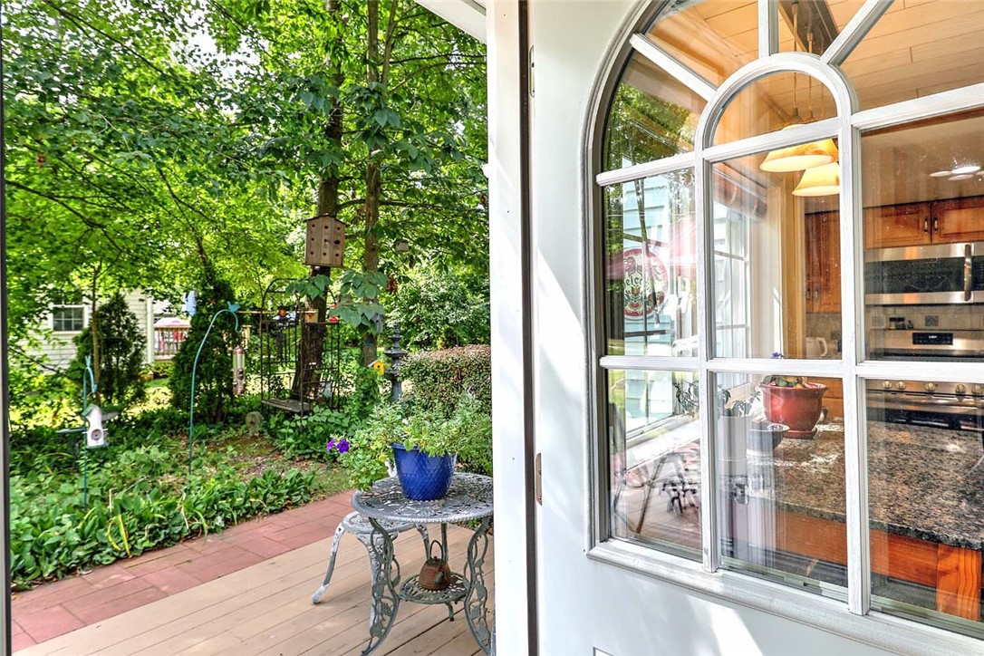 600 Cole Farm Road Warwick, RI 02889 - Photo 7 of 42