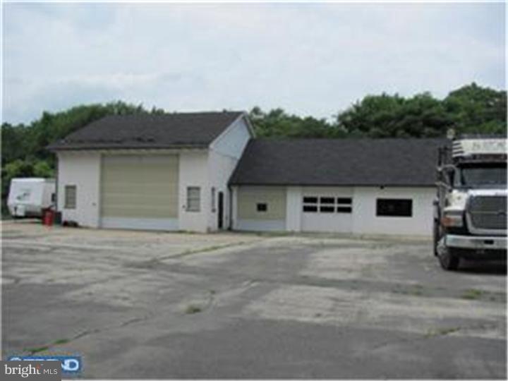 330 North Woodbury Road Pitman, NJ 08071 - Photo 3 of 3