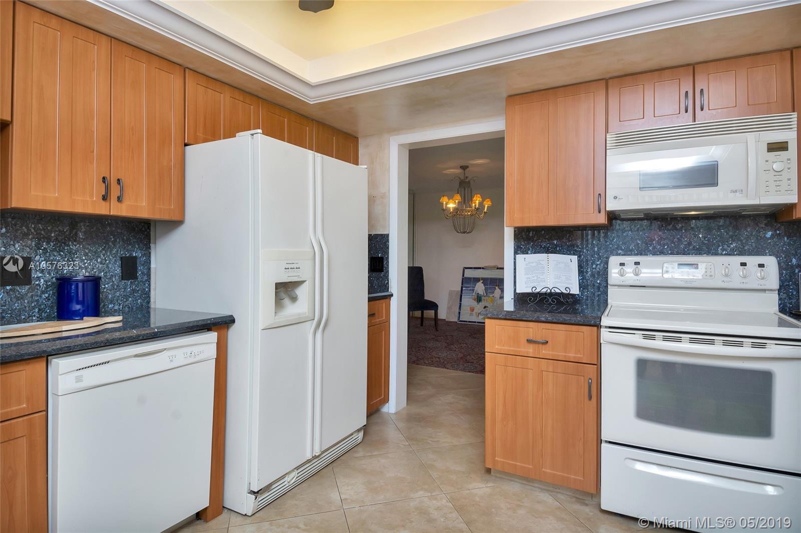 6149 Old Court Road, Unit 128 Boca Raton, FL 33433 - Photo 7 of 14 Gallery Image 7