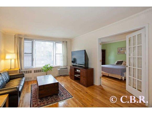 415 Beverley Road, Unit 2F Brooklyn, NY 11218 - Photo 2 of 8