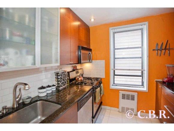415 Beverley Road, Unit 2F Brooklyn, NY 11218 - Photo 5 of 8
