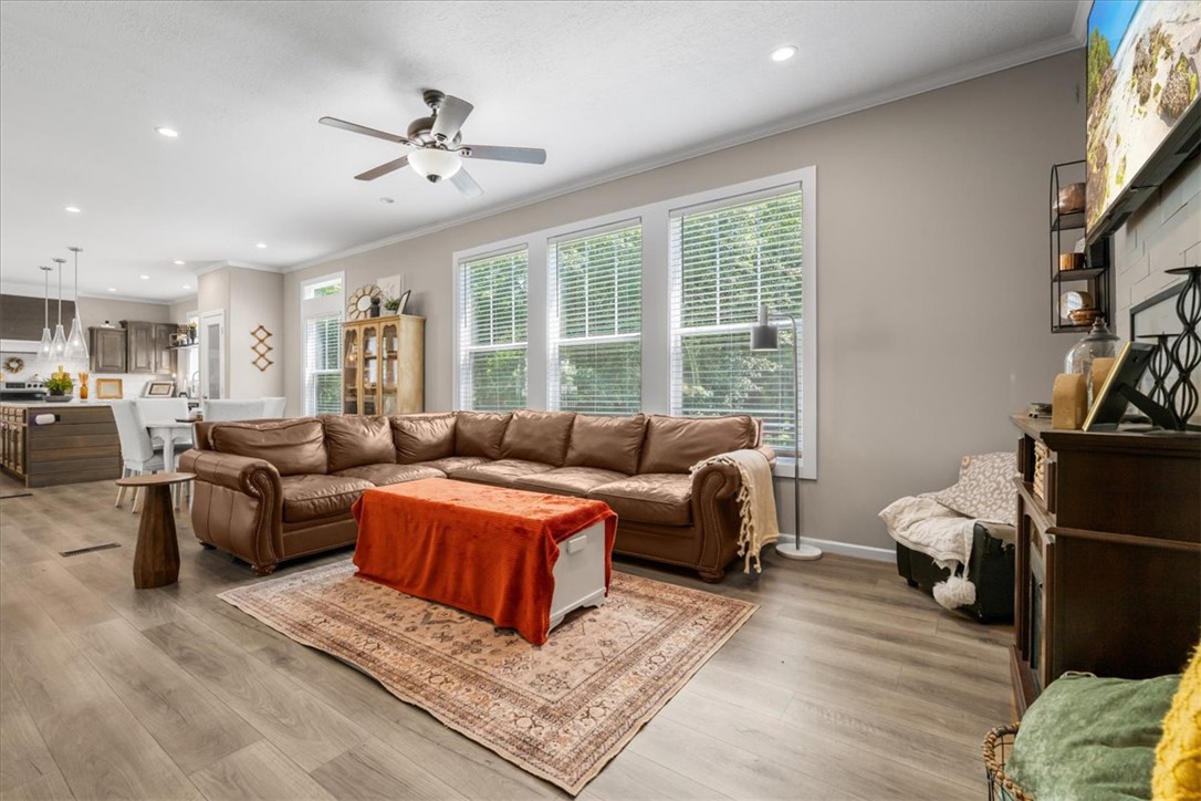116 Parkview Road Iva, SC 29655 - Photo 10 of 44