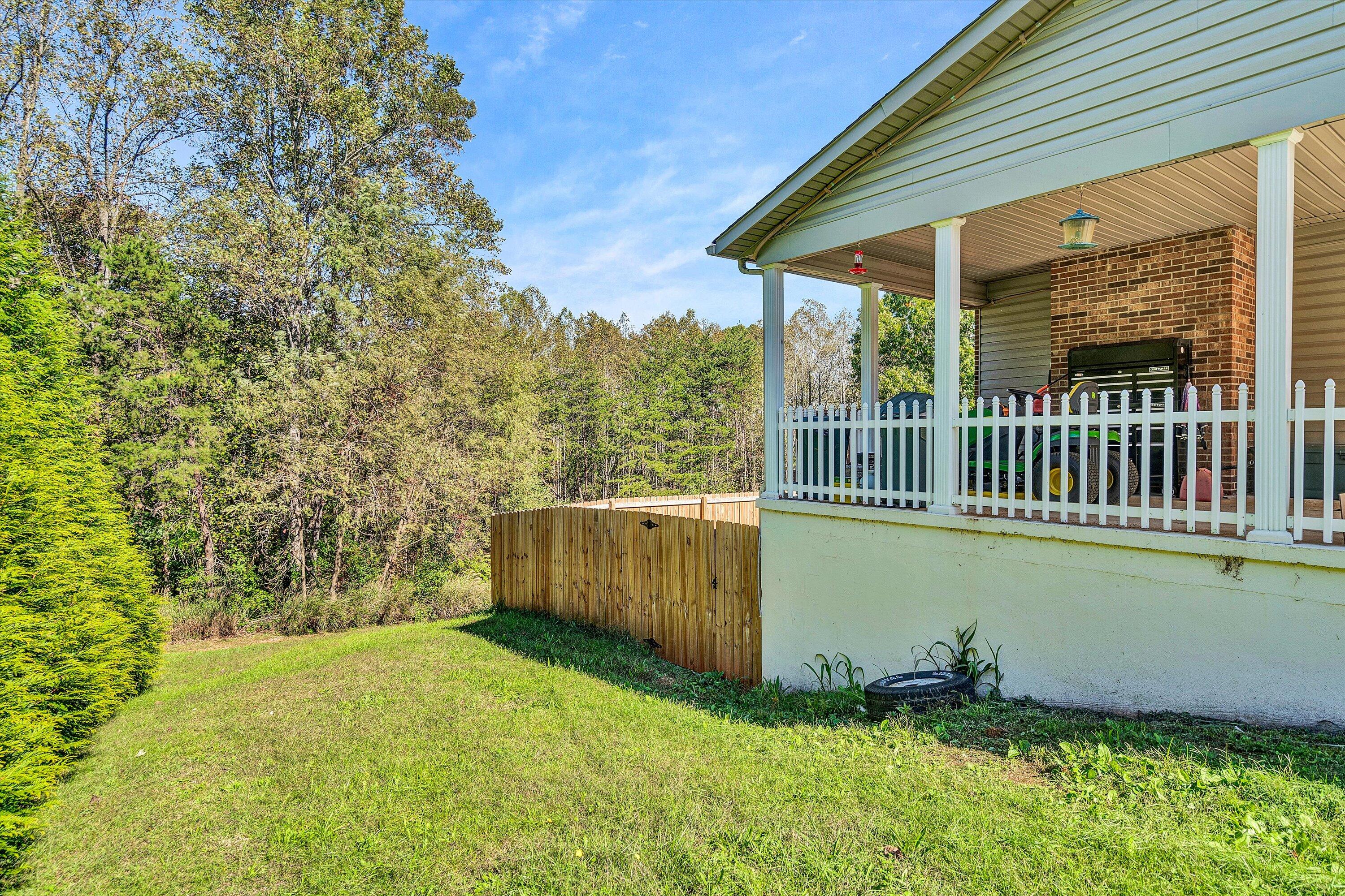 687 Country Ridge Road Bassett, VA 24055 - Photo 21 of 27 021