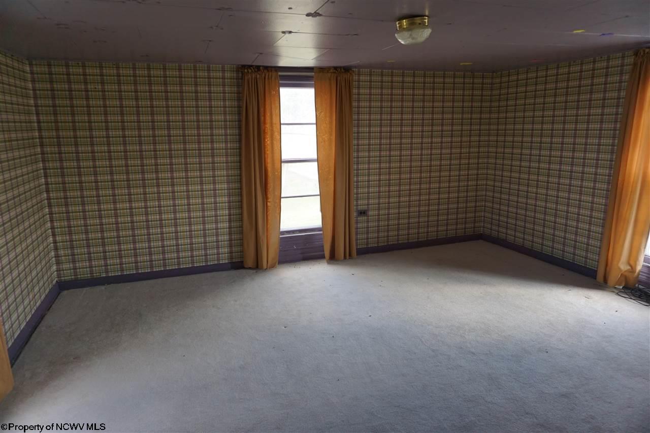 574 Levels Fairmont, WV 26554 - Photo 10 of 14 Gallery Image 10