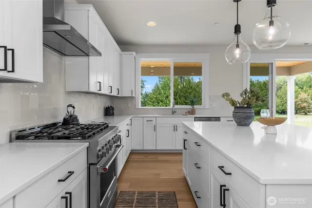 $1,099,950 | 1617 Lockridge Loop East, Enumclaw, WA 98022