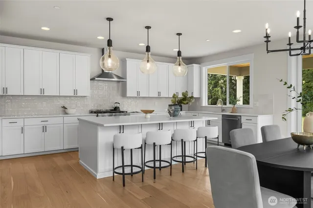 $1,099,950 | 1617 Lockridge Loop East, Enumclaw, WA 98022