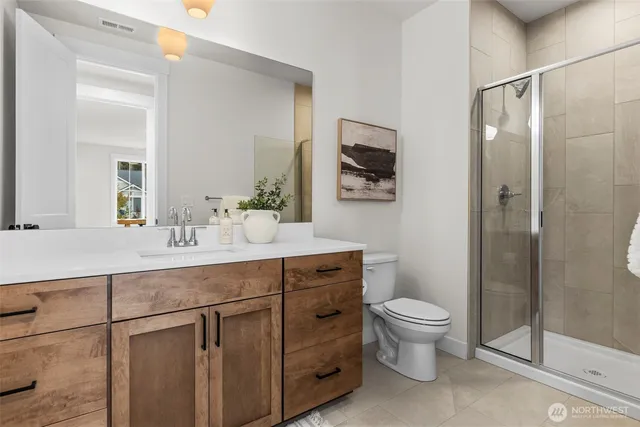 $1,099,950 | 1617 Lockridge Loop East, Enumclaw, WA 98022