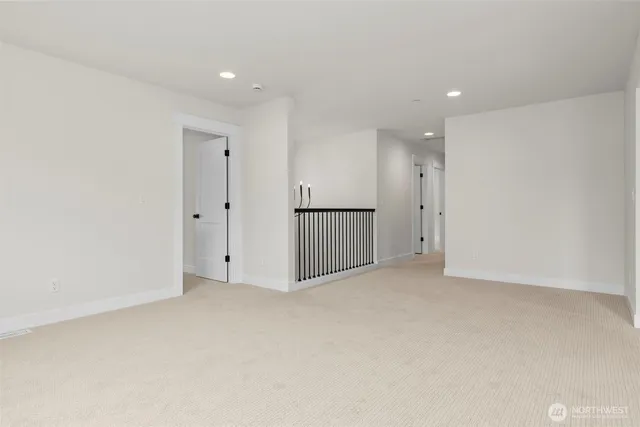 $1,099,950 | 1617 Lockridge Loop East, Enumclaw, WA 98022