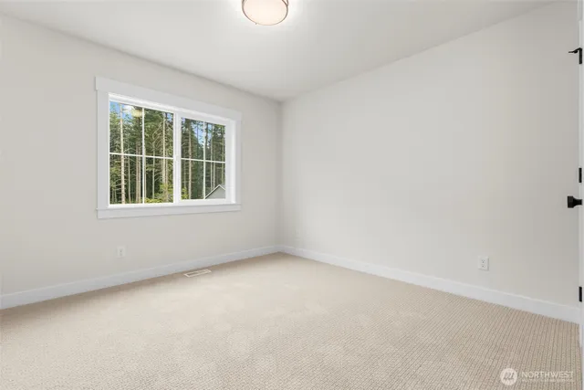 $1,099,950 | 1617 Lockridge Loop East, Enumclaw, WA 98022