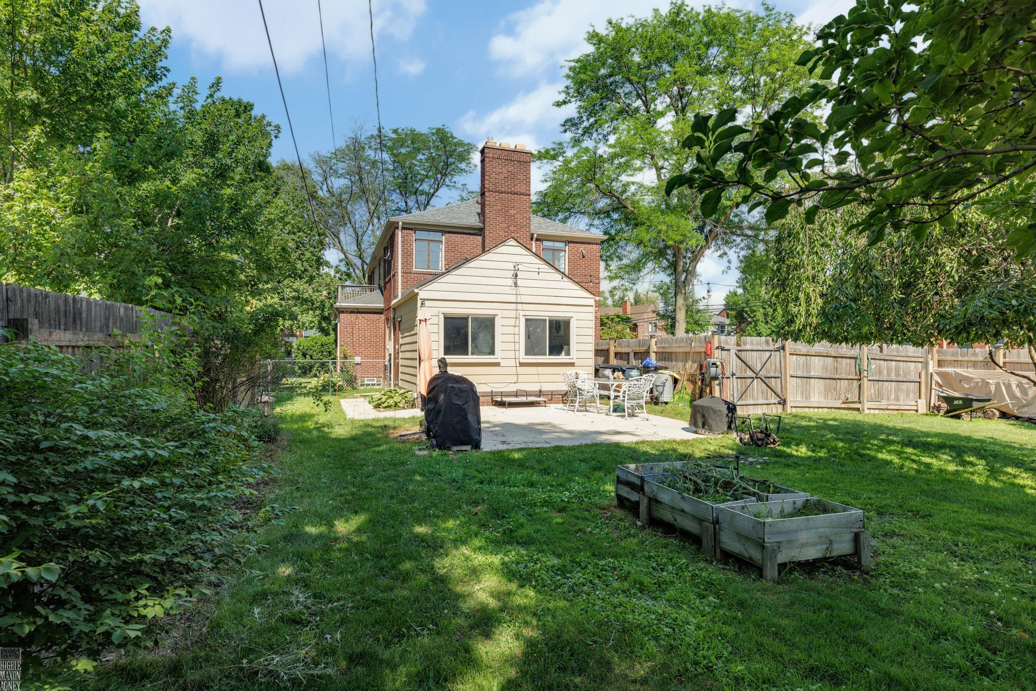 675 Fisher Road Grosse Pointe, MI 48230 - Photo 40 of 51
