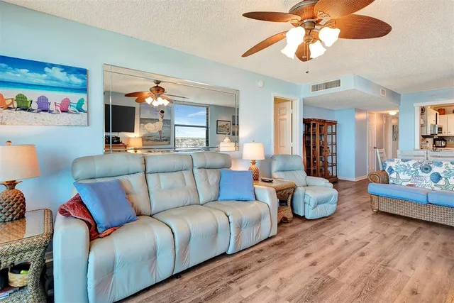 $235,000 | 3370 Ocean Shore Boulevard, Unit 4060, Ormond Beach, FL 32176