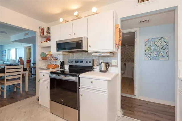 $235,000 | 3370 Ocean Shore Boulevard, Unit 4060, Ormond Beach, FL 32176