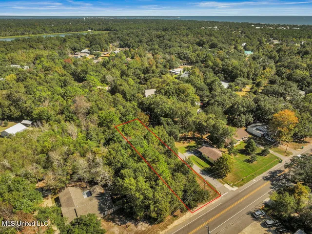 $59,000 | Nicholson Ave Avenue, Waveland, MS 39576