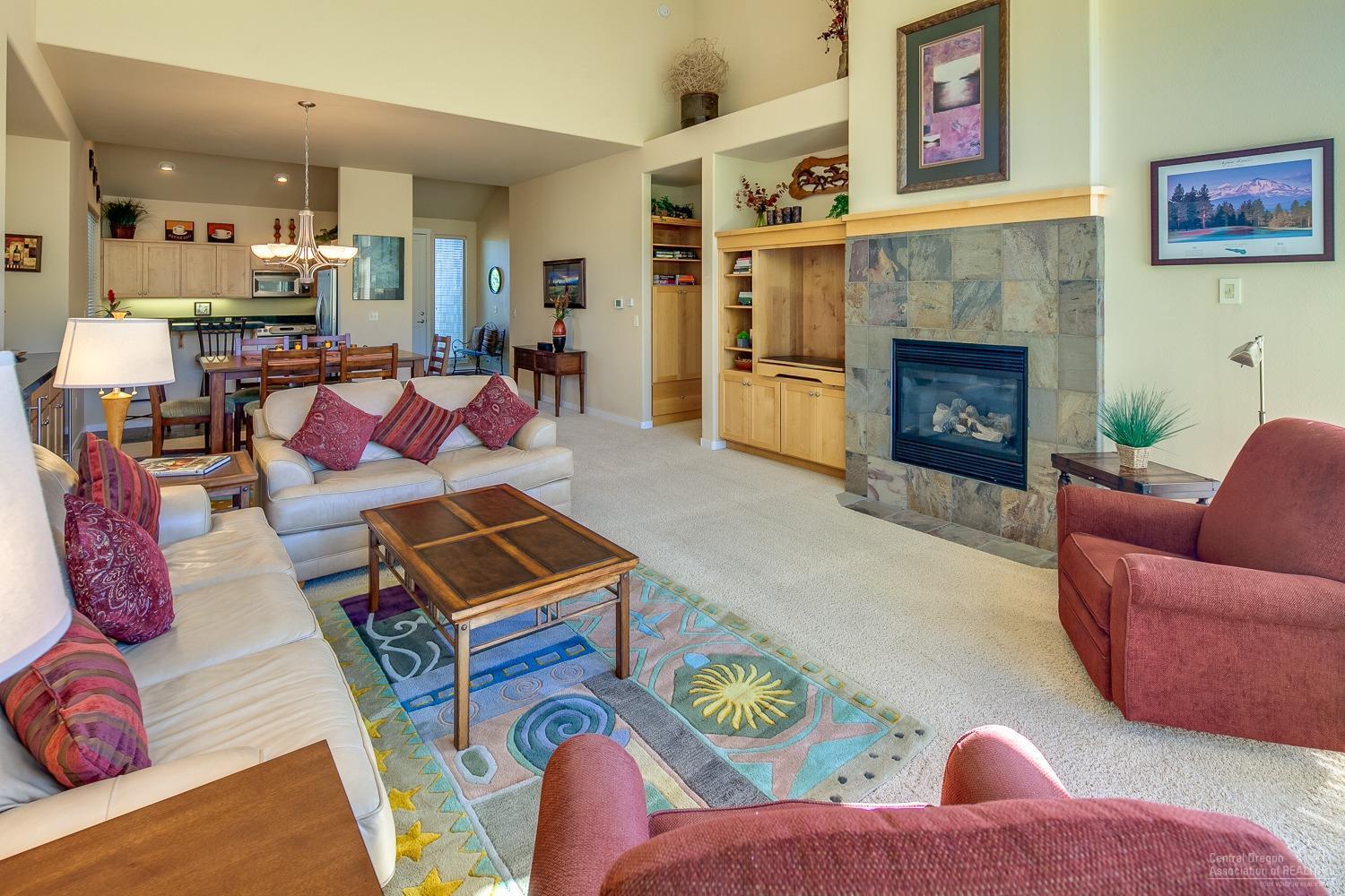 11084 Village Loop Redmond, OR 97756 - Photo 11 of 25 Gallery Image 11
