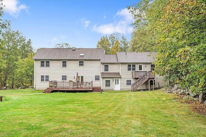 46 Brookview Drive Monroe, NY 10950 - Photo 3 of 75