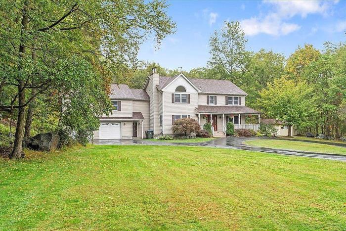 46 Brookview Drive Monroe, NY 10950 - Photo 5 of 75