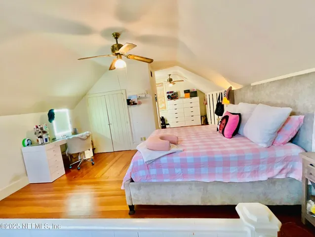 a view of a back yard of the house