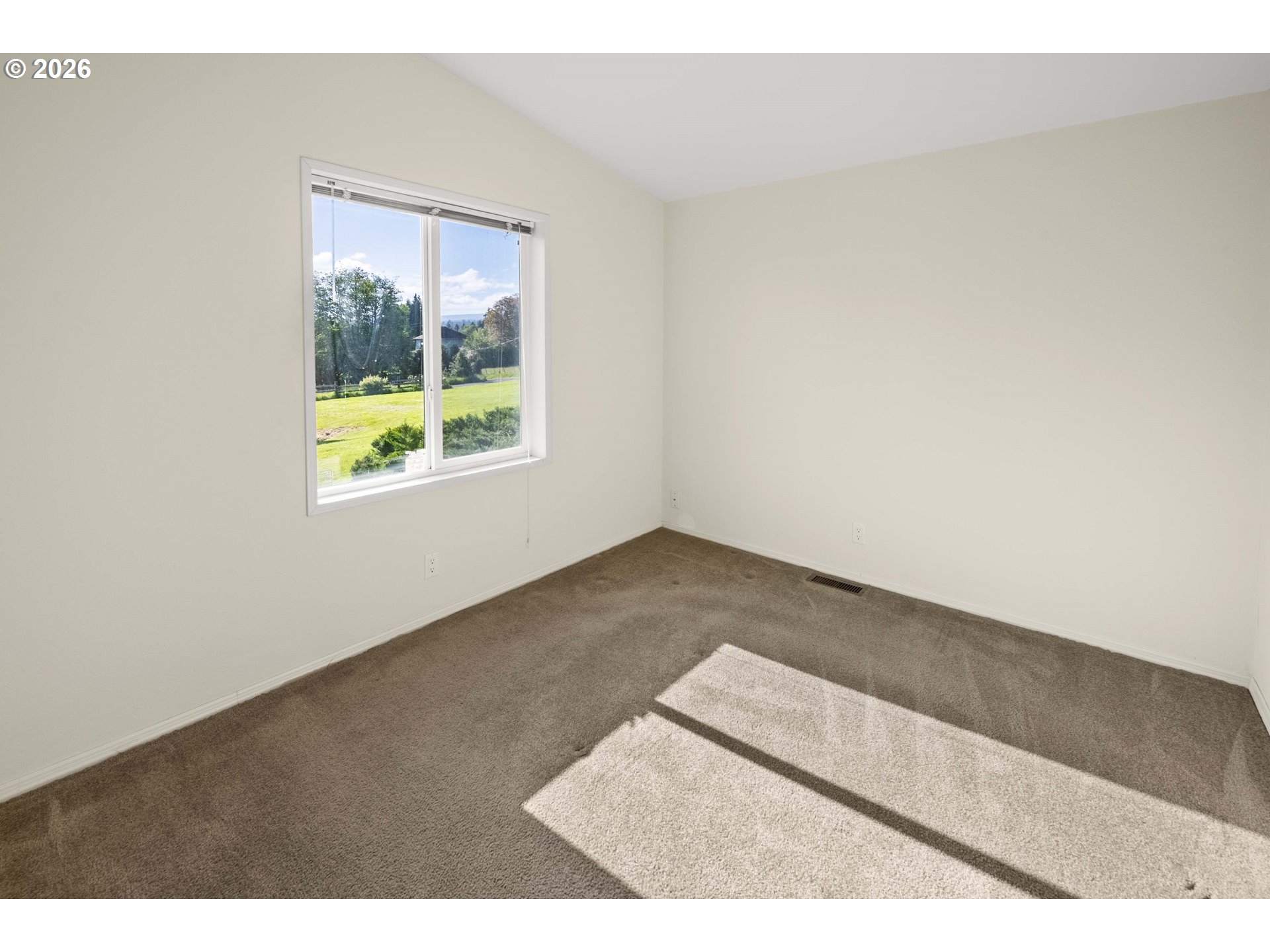 93228 Knappa Platt Road Astoria, OR 97103 - Photo 27 of 46 Bedroom