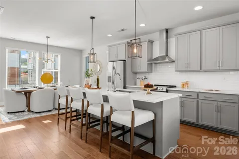 $699,500 | 2104 Bryant Park Drive, Charlotte, NC 28208
