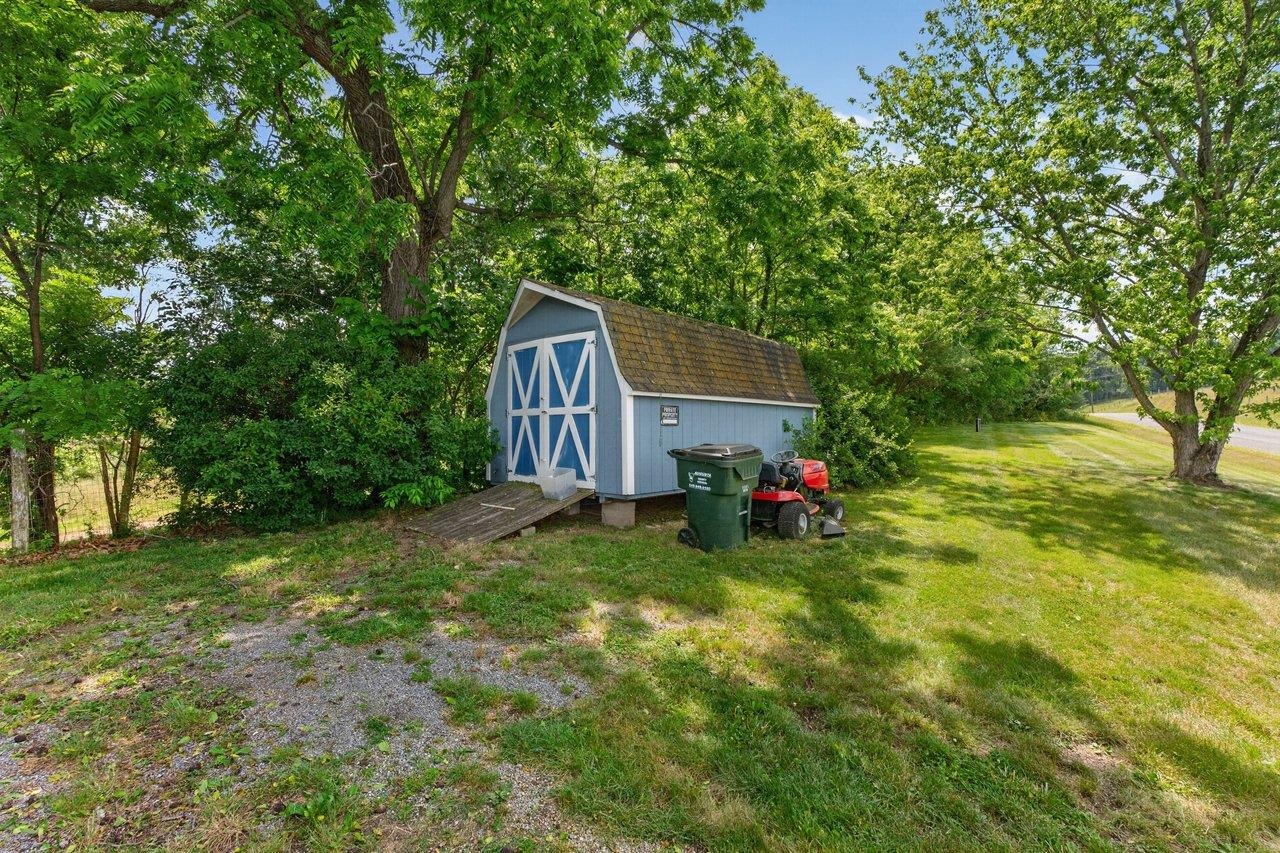 406 Hewitt Road Swoope, VA 24479 - Photo 30 of 49