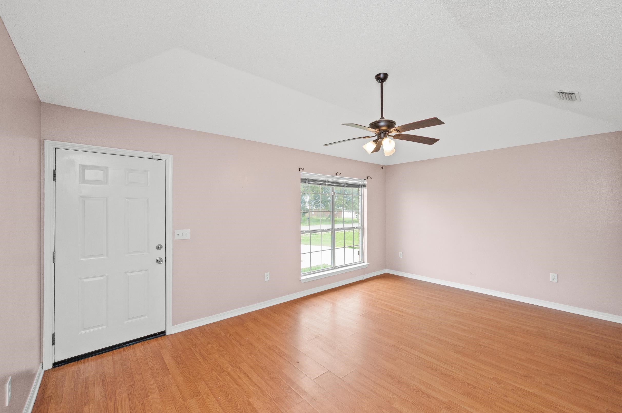 8913 Caitlin Street Foley, AL 36535 - Photo 4 of 25