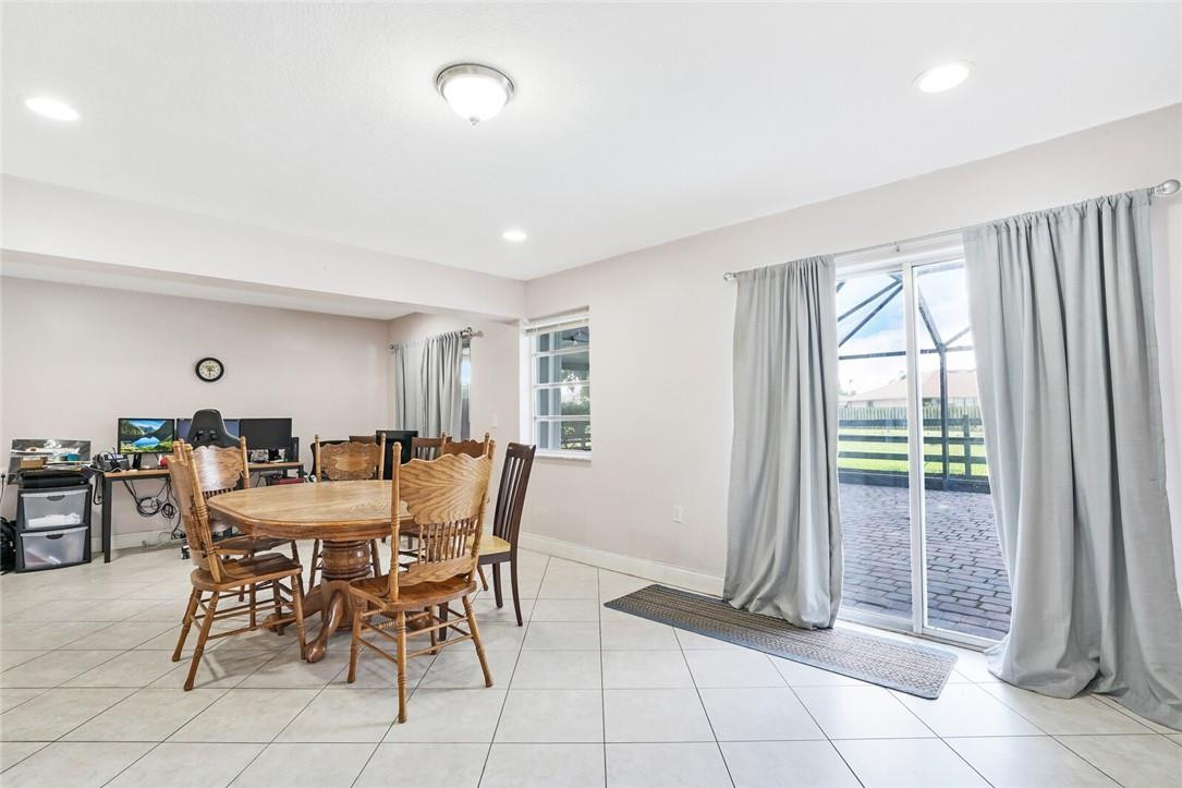 9884 Liberty Court Boca Raton, FL 33434 - Photo 13 of 32 Photo 13