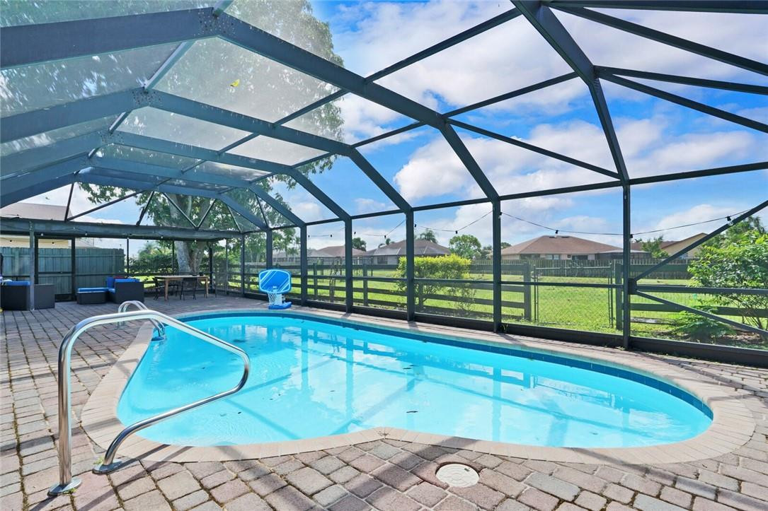 9884 Liberty Court Boca Raton, FL 33434 - Photo 24 of 32 Photo 24