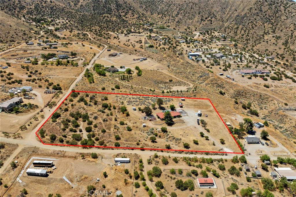 902 Searchlight Ranch Road Acton, CA 93510 - Photo 5 of 58