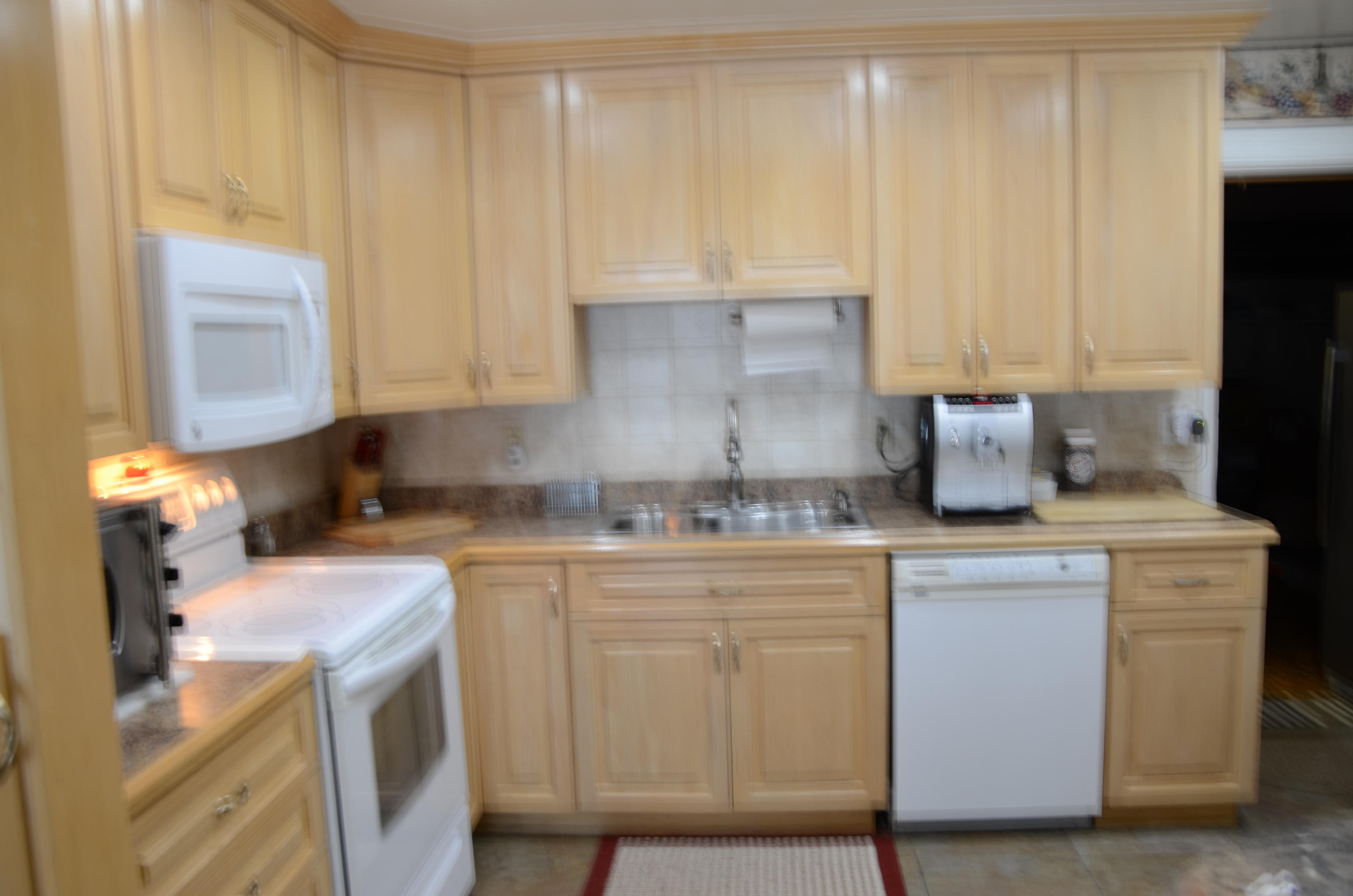 1860 Wheeler Road North Palm Beach, FL 33408 - Photo 3 of 7 Kitchen