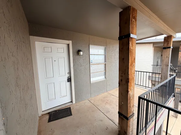 $825 | 3302 Salisbury Avenue, Unit D, Lubbock, TX 79410