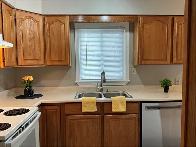 $159,900 | 151 Gatewood Avenue, Gates, NY 14624