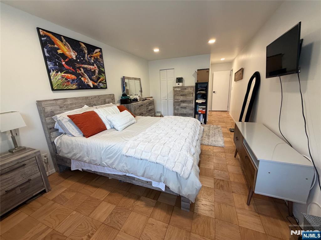 1111 River Road, Unit F 1 Edgewater, NJ 07020 - Photo 12 of 19