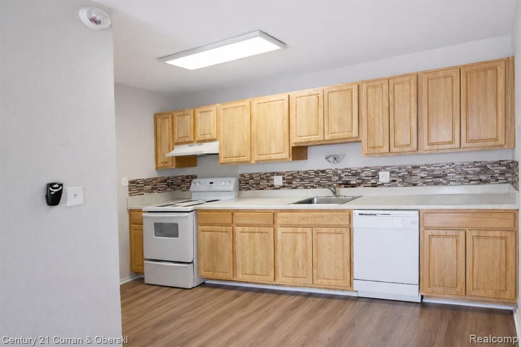 6015 Southfield Road, Unit 6 Detroit, MI 48228 - Photo 6 of 10