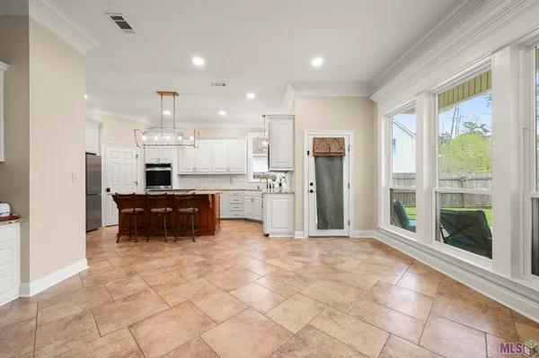 $430,000 | 30857 Creek Valley Drive, Denham Springs, LA 70726