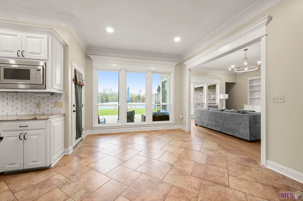 $430,000 | 30857 Creek Valley Drive, Denham Springs, LA 70726