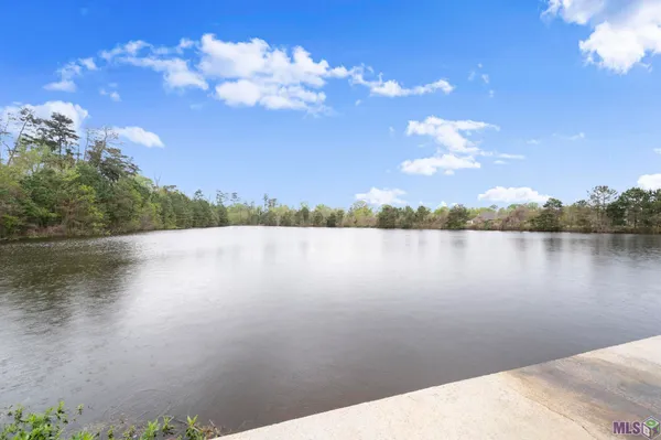 $430,000 | 30857 Creek Valley Drive, Denham Springs, LA 70726