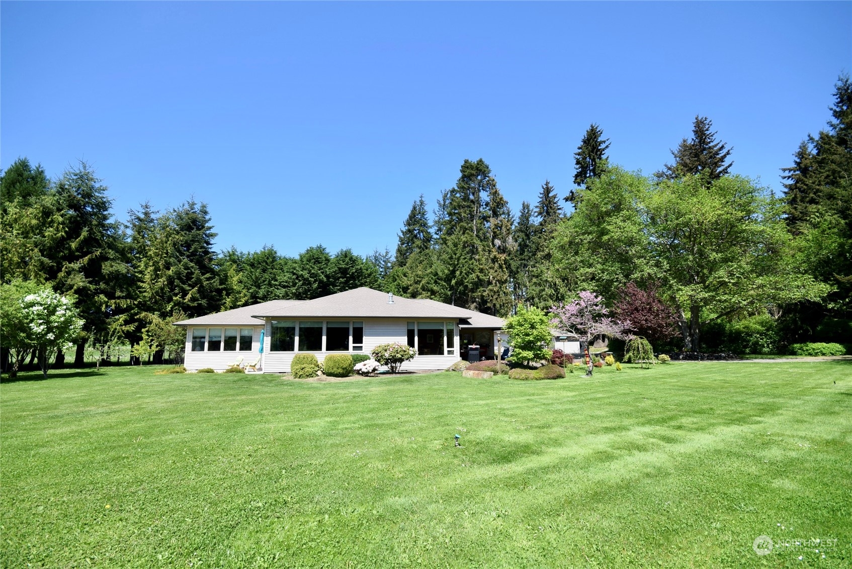 302 Spring Road Port Angeles, WA 98362 - Photo 8 of 39 Gallery Image 8