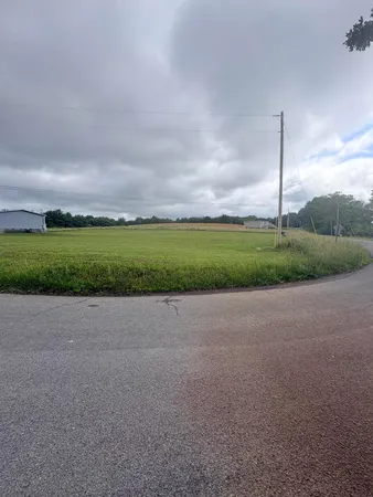 $29,900 | 0 Snyder Loop, Unit LOT 5, Graysville, TN 37338
