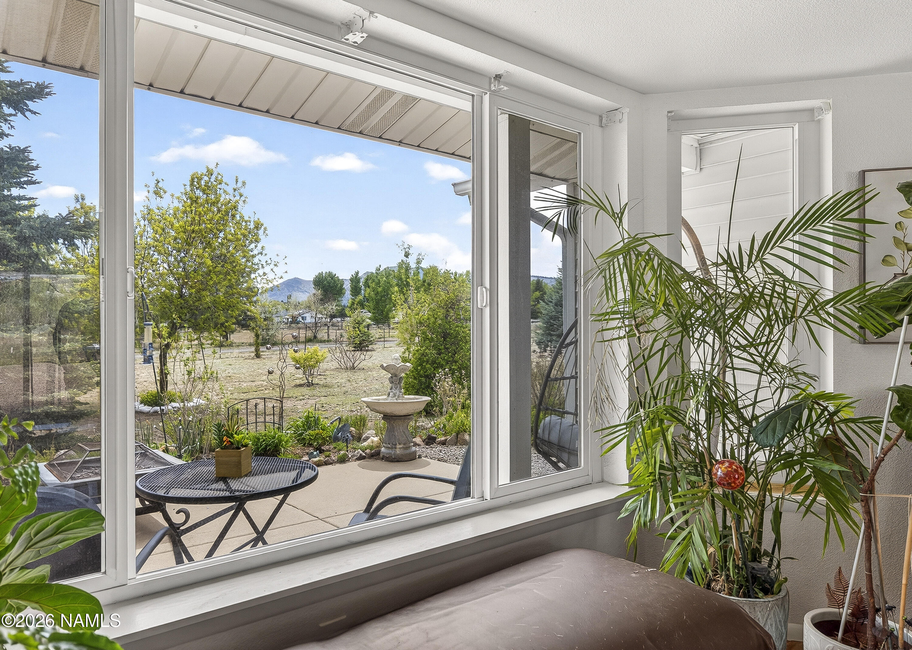 5640 East Atkinson Road Flagstaff, AZ 86004 - Photo 20 of 53 Bay Window with the Peak Views