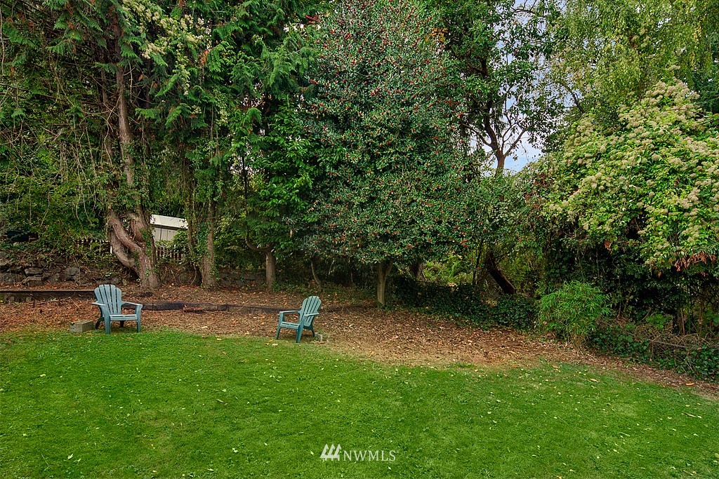 6044 South Roxbury Street Seattle, WA 98118 - Photo 18 of 20 Gallery Image 18