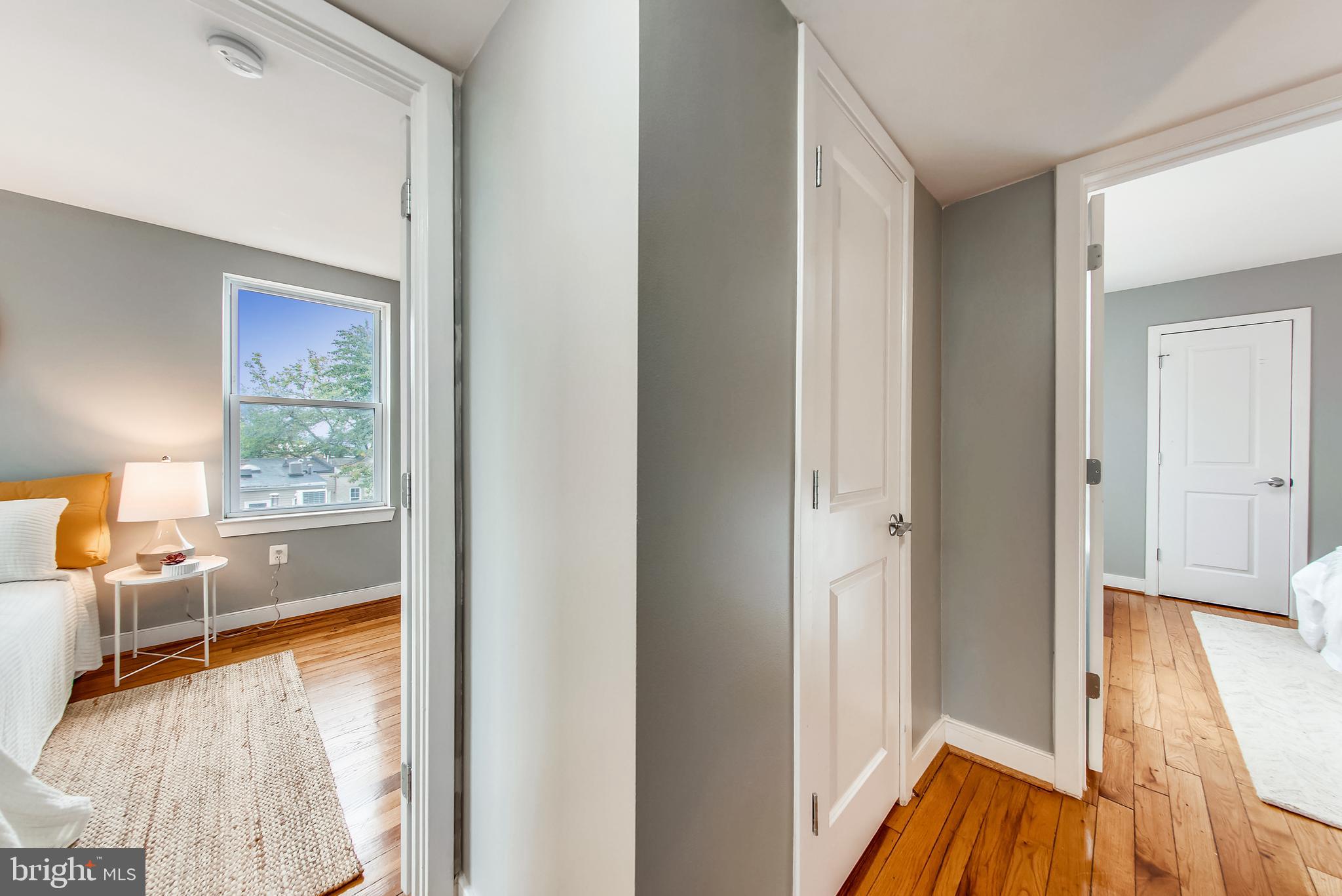 420 16th Street Southeast, Unit 306 Washington, DC 20003 - Photo 30 of 32 a view of a living room