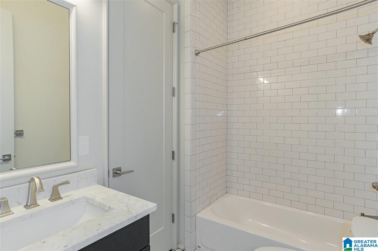 609 Rumble Avenue Birmingham, AL 35213 - Photo 10 of 24