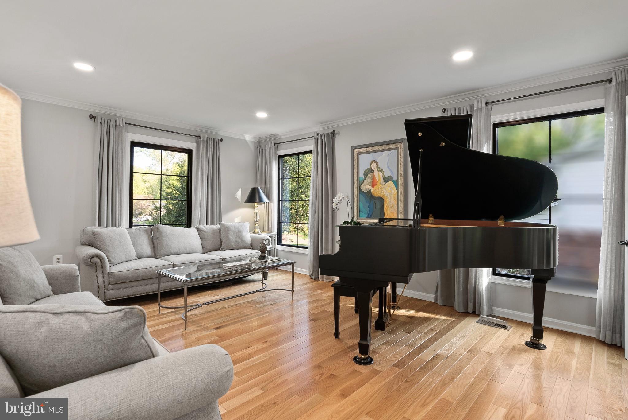 741 Ridge Drive McLean, VA 22101 - Photo 12 of 41