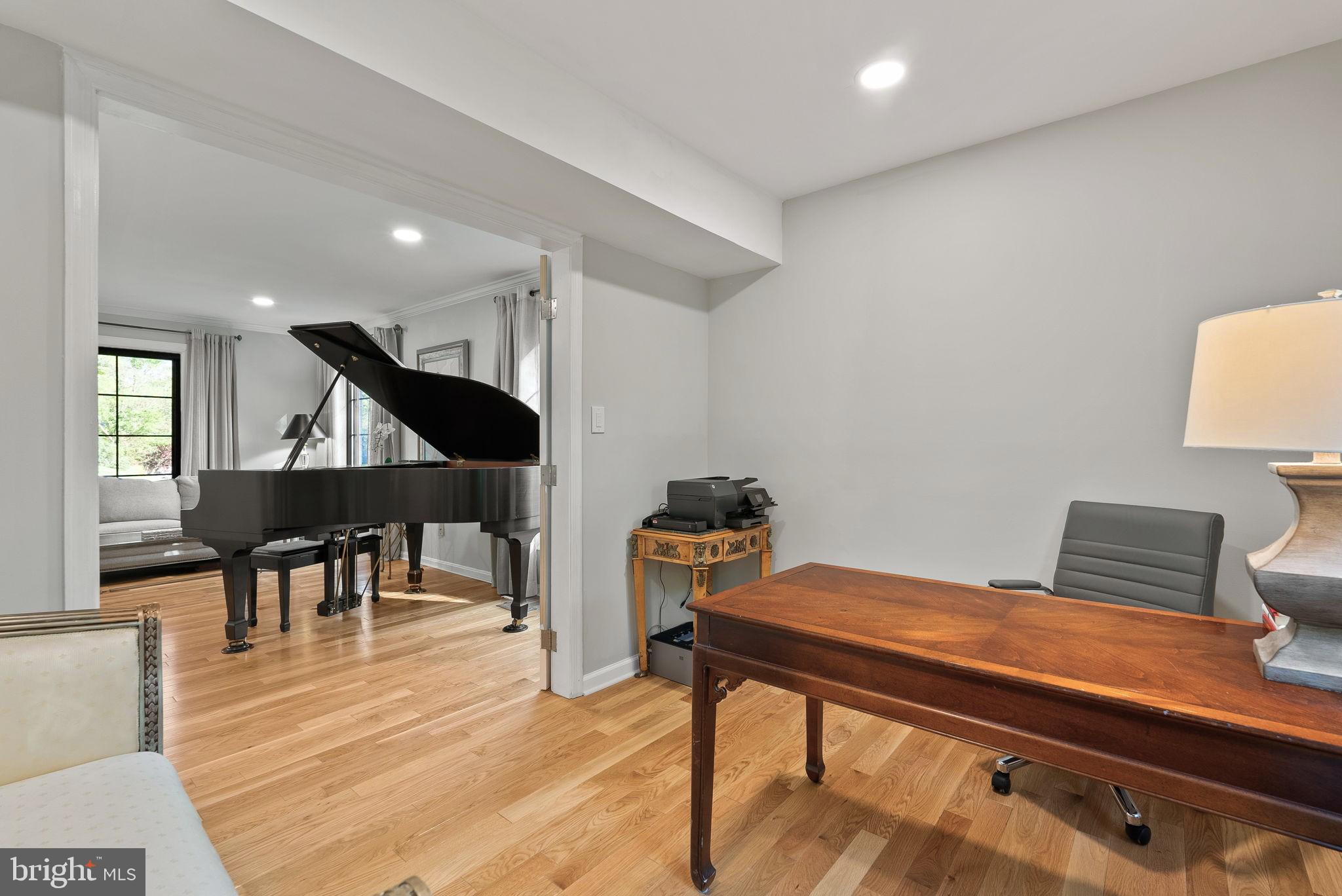 741 Ridge Drive McLean, VA 22101 - Photo 19 of 41